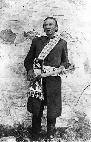 Chippewa chief White Cloud (Wa-bon-o-quot), ca. 1895.