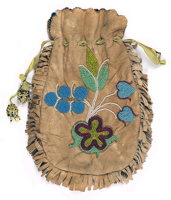 Ojibwe beaded leather drawstring pouch, pre-1907.