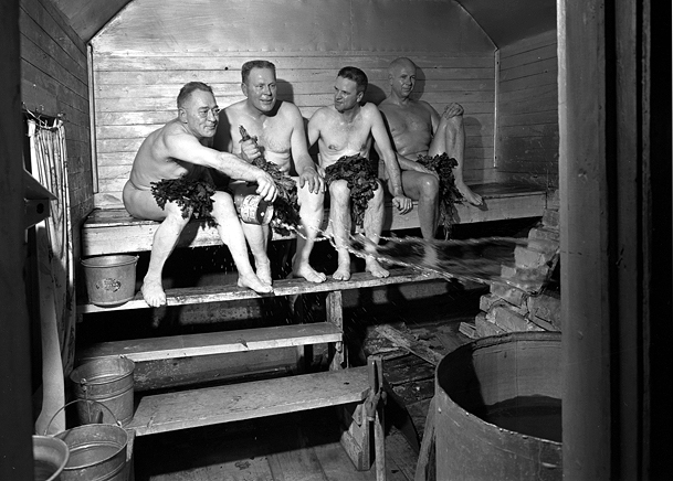 Sauna on Jacob Hoikka's farm, 1960.