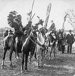 Sioux racing ponies and riders, 1898.