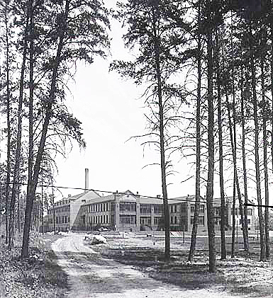 Ah-Gwah-Ching, Main building from southwest, State Sanatorium near Walker, ca. 1920.