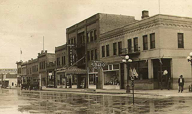 Third Street, Bemidji, ca. 1923.