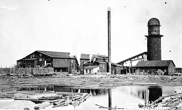 Sawmill at Deer River, ca. 1910.