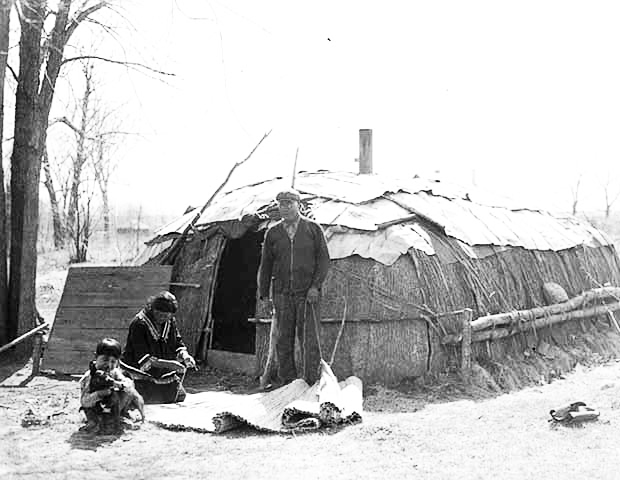 Dwelling and Indians at Vineland, ca. 1925.