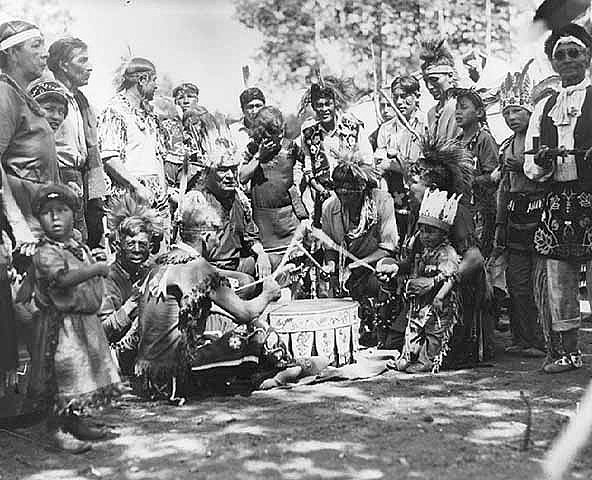 Chippewa Indians in pageant, Itasca State Park, 1932.