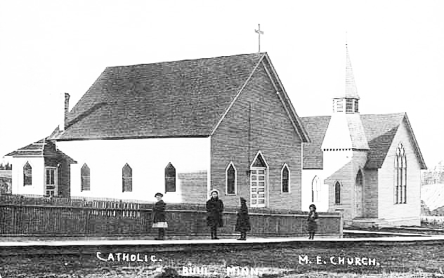 Catholic and Methodist Episcopal Churches, Buhl, ca. 1910.