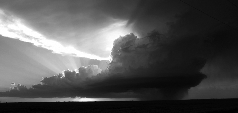 Thunderstorm at sunset, photo by Paulina Cwik.