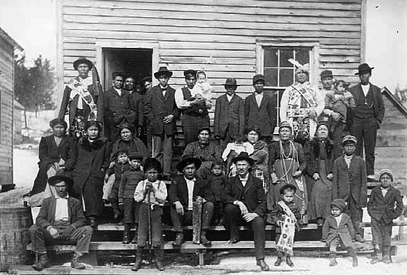 Mille Lacs removals with their chief at Big Elbow Lake, ca. 1905.