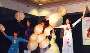 Vietnamese Traditional Dance