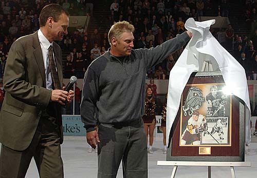 Brett Hull.